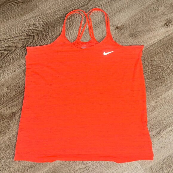 bright pink nike tank top (more pink than picture shows) - Picture 1 of 1